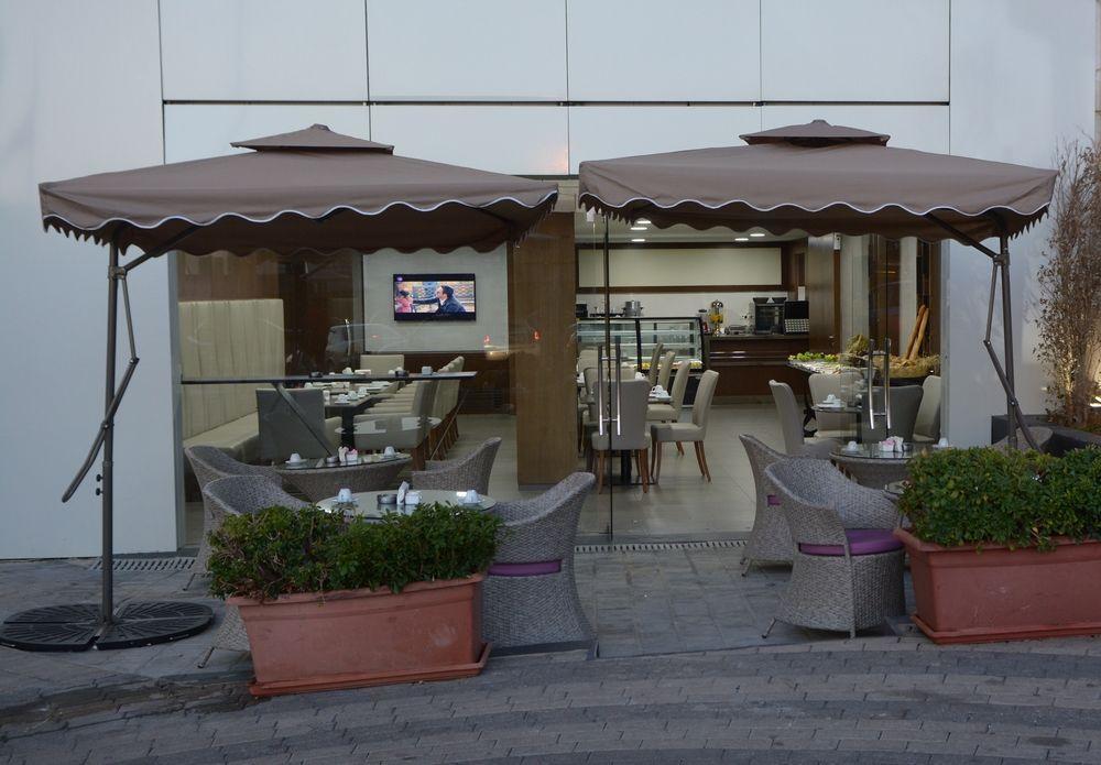 La Vida Aparthotel