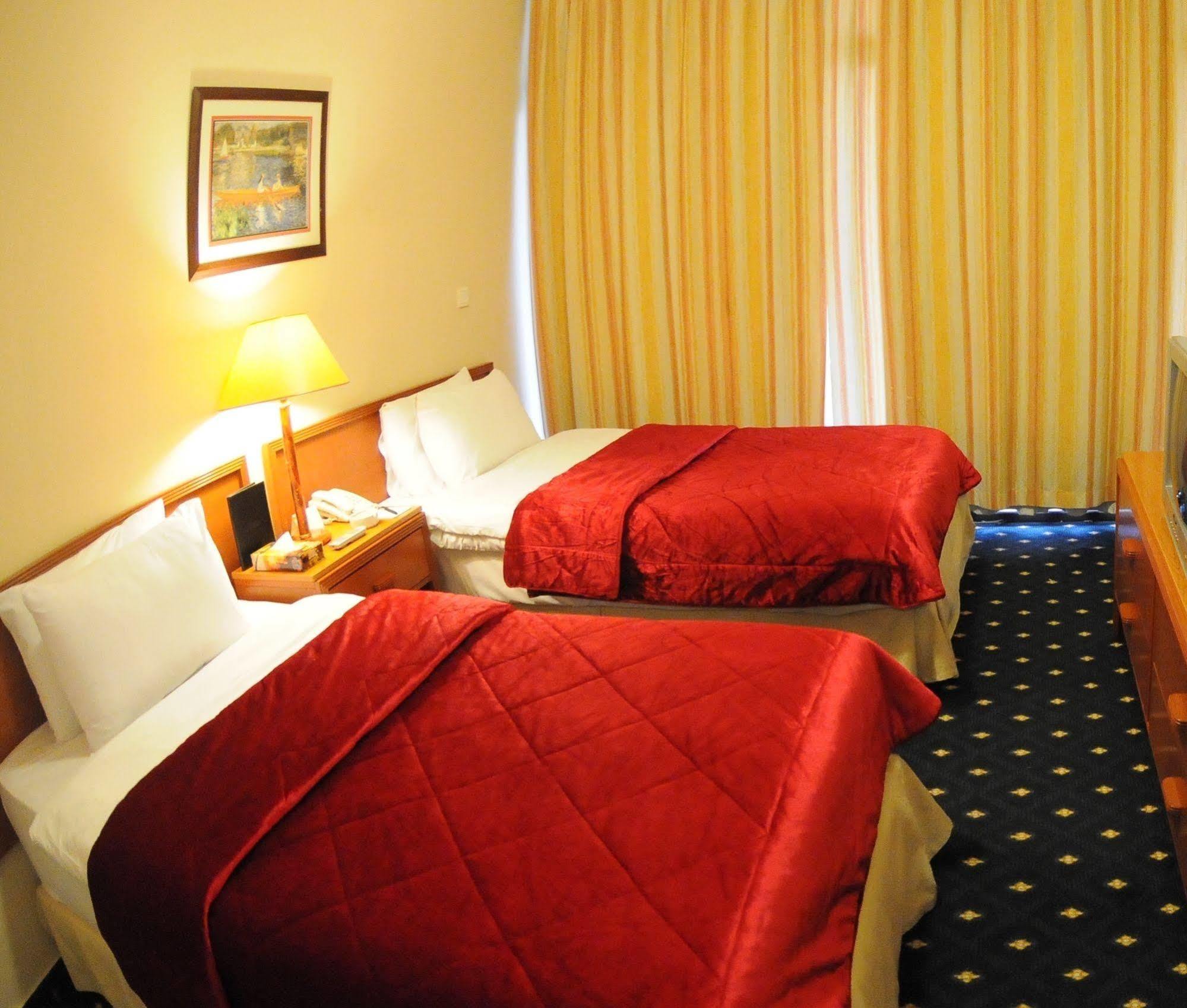 La Vida Aparthotel