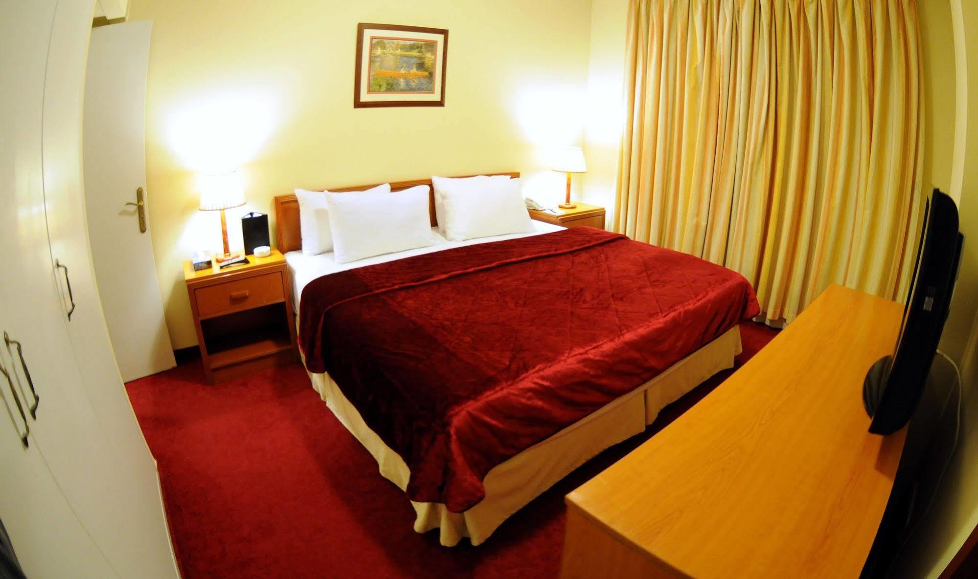 La Vida Aparthotel
